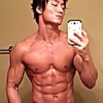 日本人が目指すべき凄い腹筋男子10選