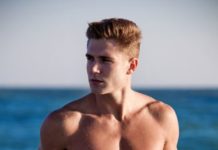 手が届きそうな腹筋7選と腹筋検索が多い月に関しまして