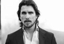 スーツの着こなしがカッコイイ!大胸筋を鍛えた胸板ホルダー9選